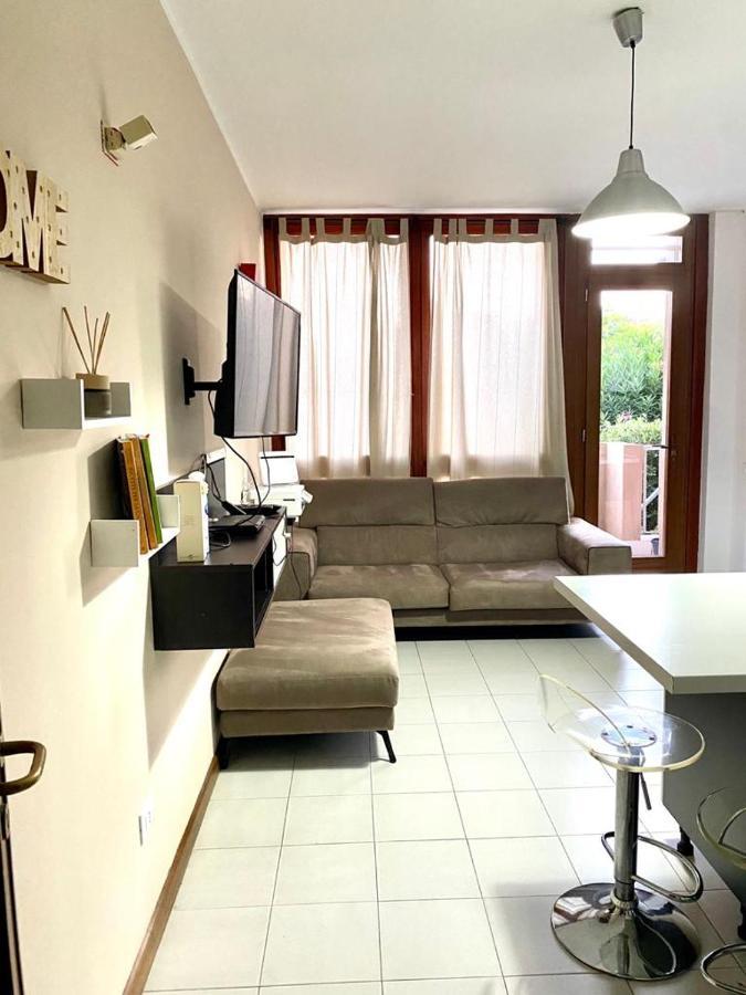 Villa Vaghi House กาญารี ภายนอก รูปภาพ